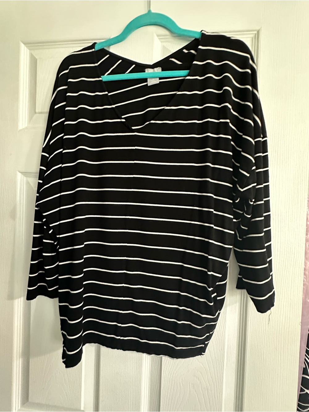 Chico's Black and White Striped Long Sleeve V-Neck Top